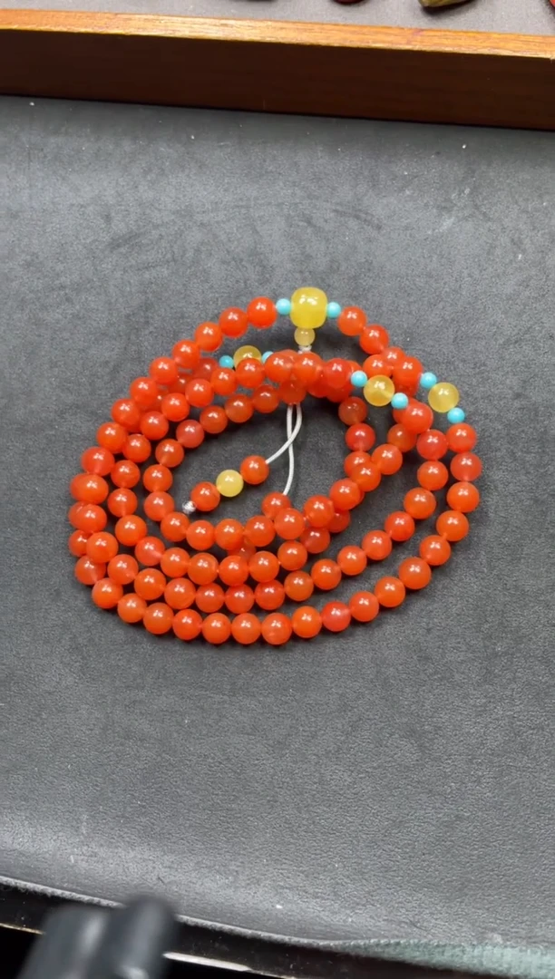 南红玛瑙珠串未镶嵌珠串