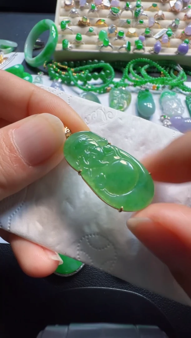 吊坠(不含链)18K金镶嵌翡翠1280