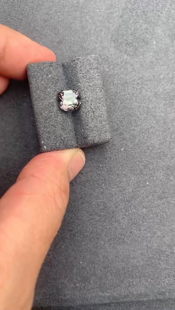 【闪购商品】尖晶石裸石未镶嵌2.1ct灰尖晶