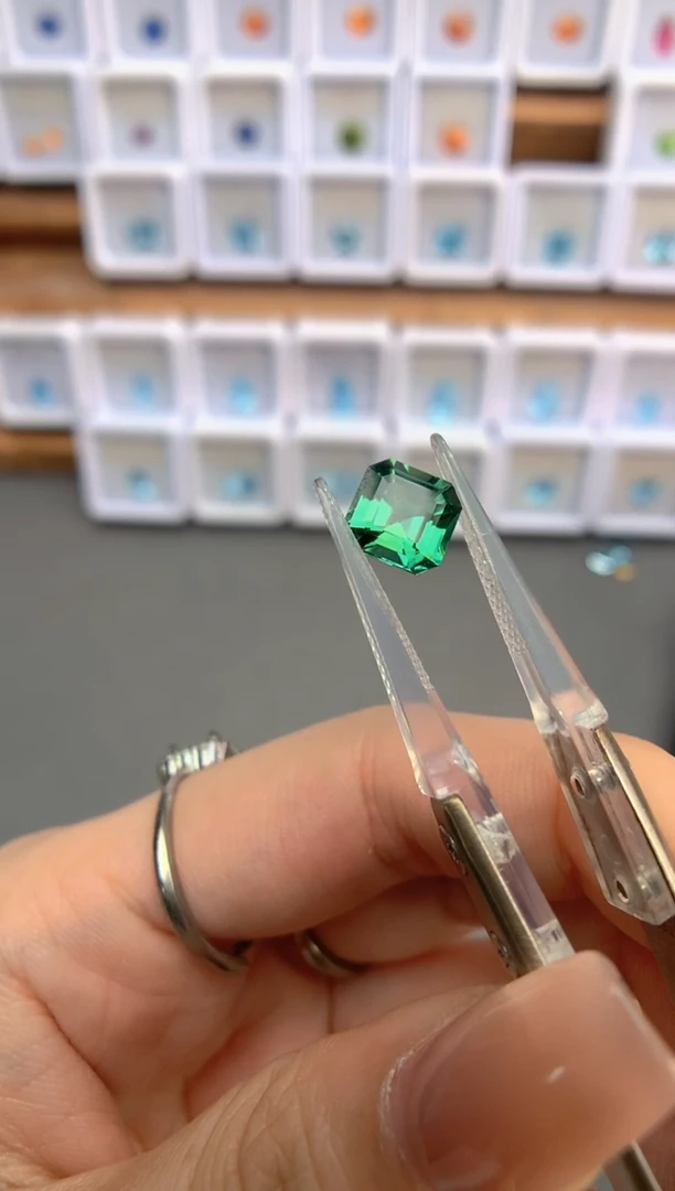 未镶嵌裸石定制碧玺2.11ct