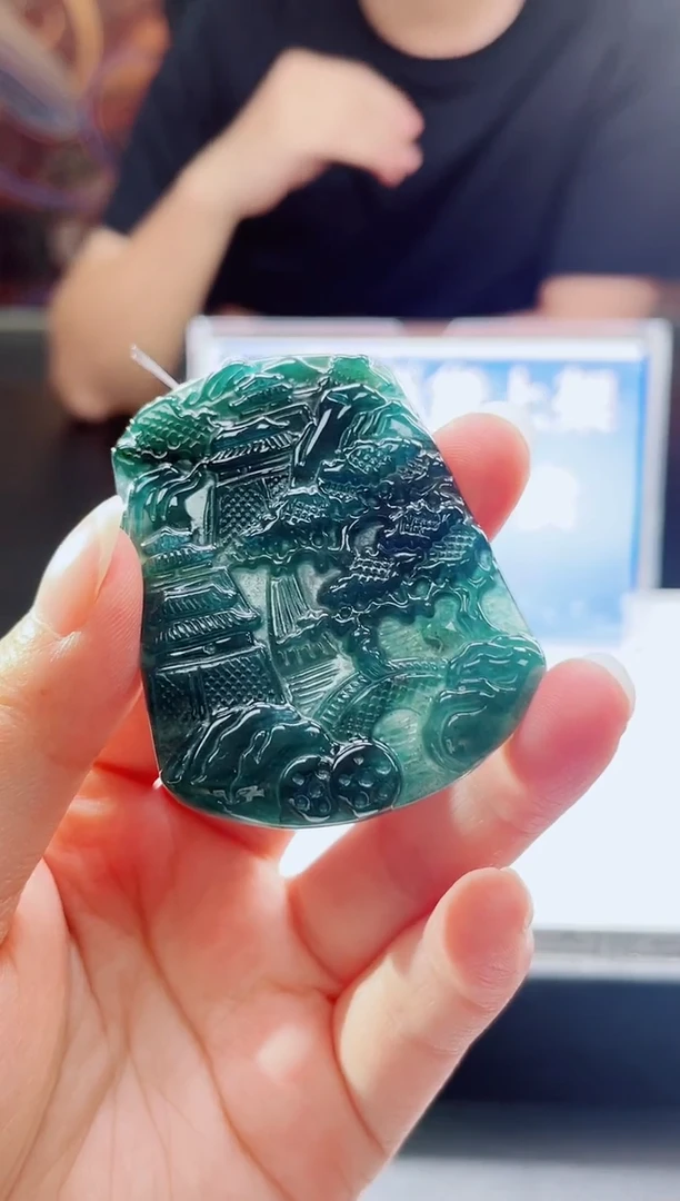 颈饰未镶嵌翡翠多样性发其一