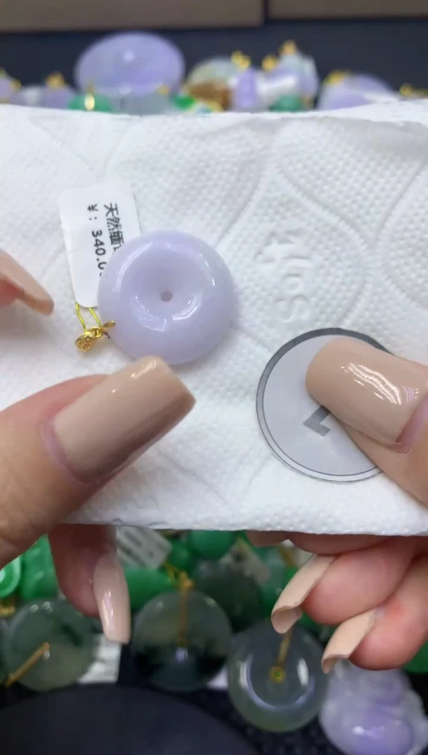 颈饰未镶嵌翡翠天然缅甸翡翠A货