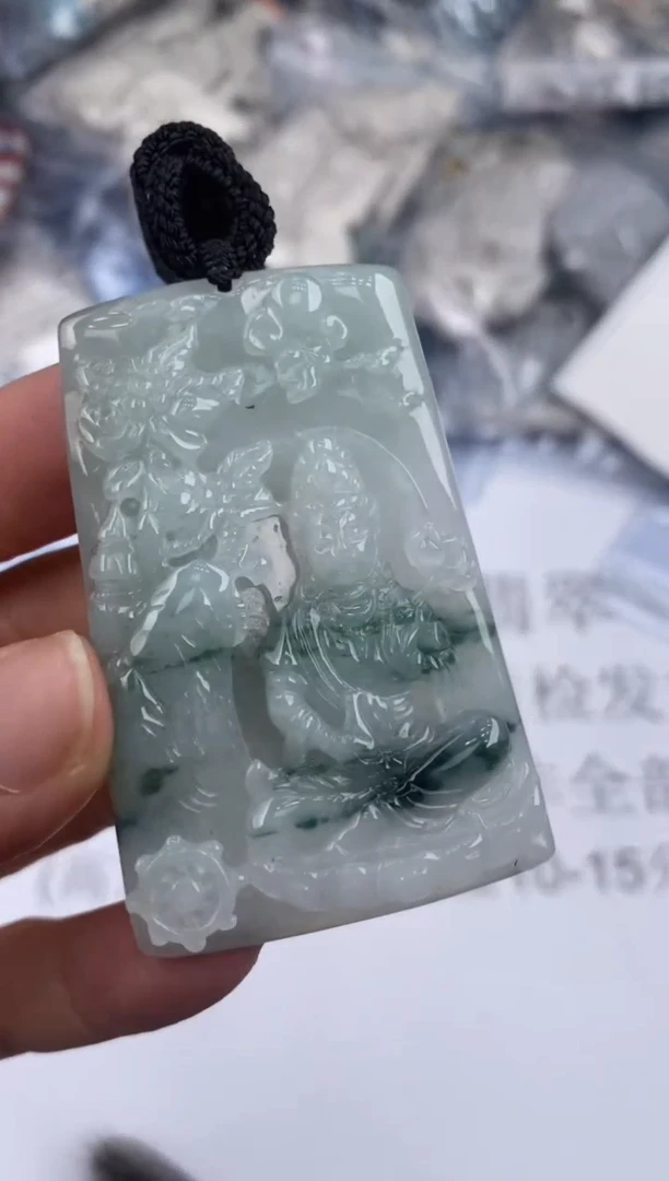 未镶嵌挂件翡翠303237     多人