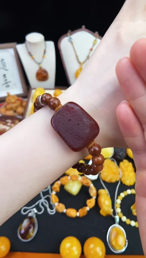琥珀未镶嵌珠宝奇石柒月