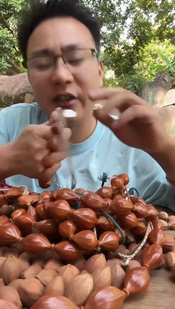 手串橄榄核18.27梅林铁核109