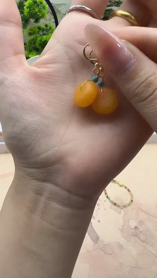 蜜蜡未镶嵌耳饰69