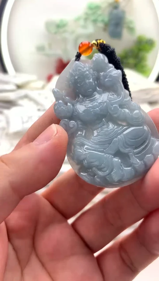 翡翠未镶嵌颈饰度母观音1