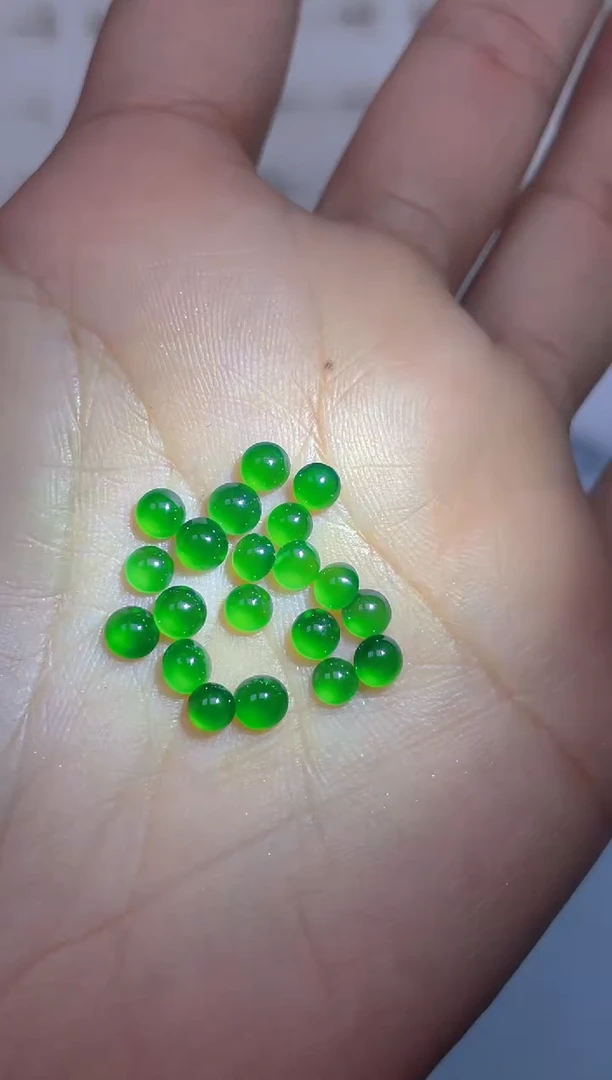 未镶嵌定制翡翠天然翡翠蛋面39