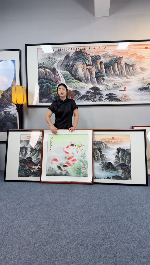国画四尺斗方九鱼图