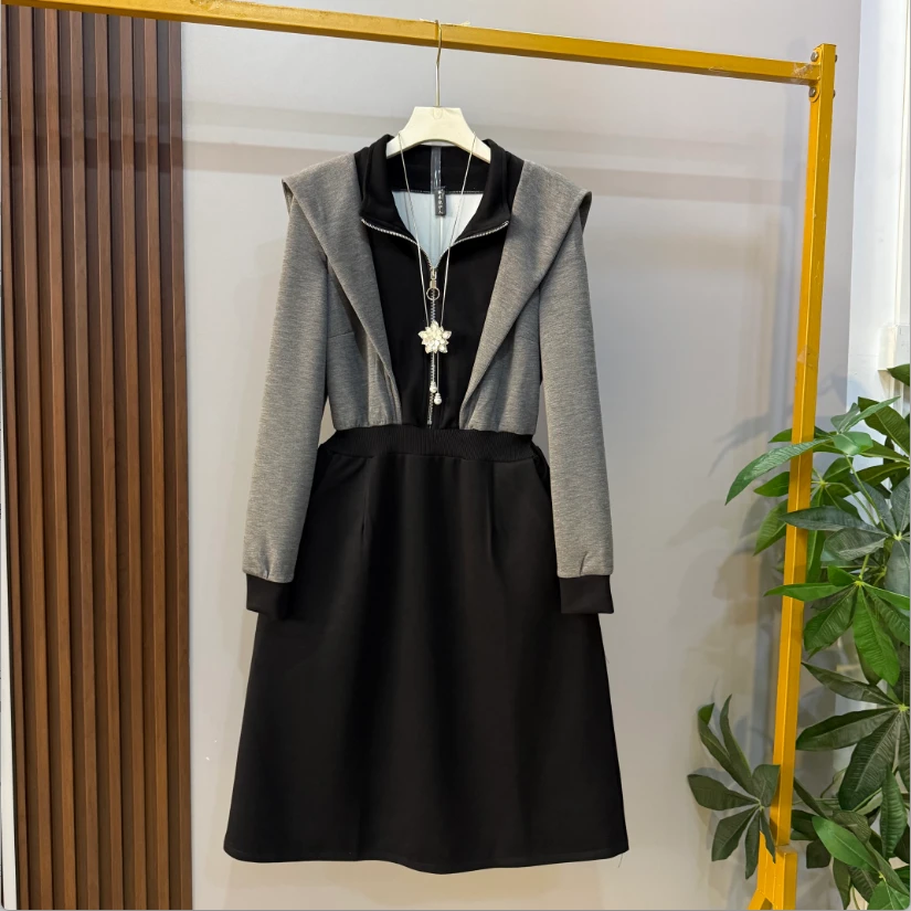 早秋新款时尚气质复古减龄长袖百搭撞色拼接大码显瘦连衣裙