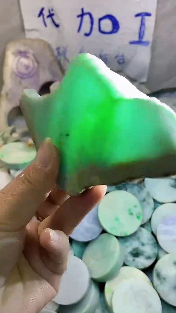 裸石翡翠纯天然A货翡翠113