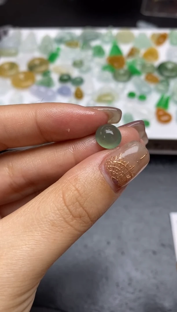 【闪购商品】定制翡翠未镶嵌翡翠毛货~