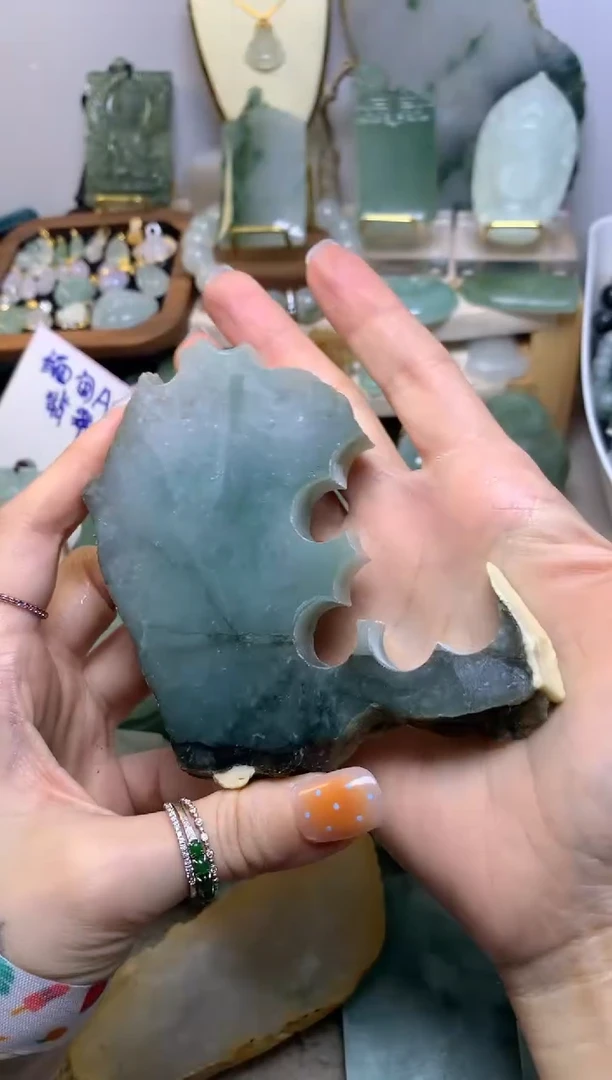 翡翠挂件未镶嵌缅甸A货翡翠，没有运费险