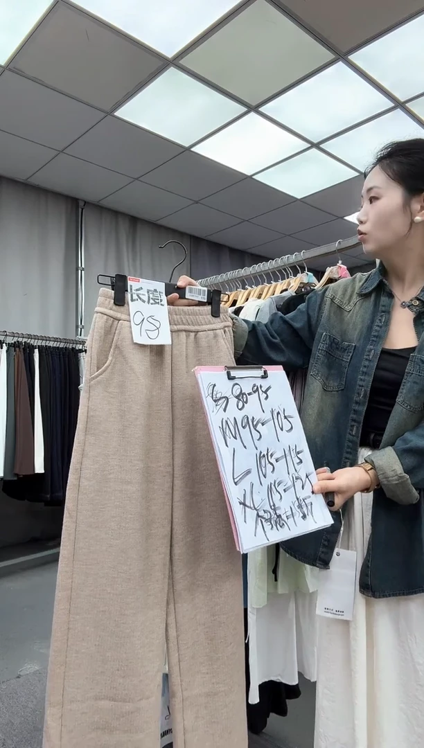 XL 码大哥家漂亮衣服漂亮颜色