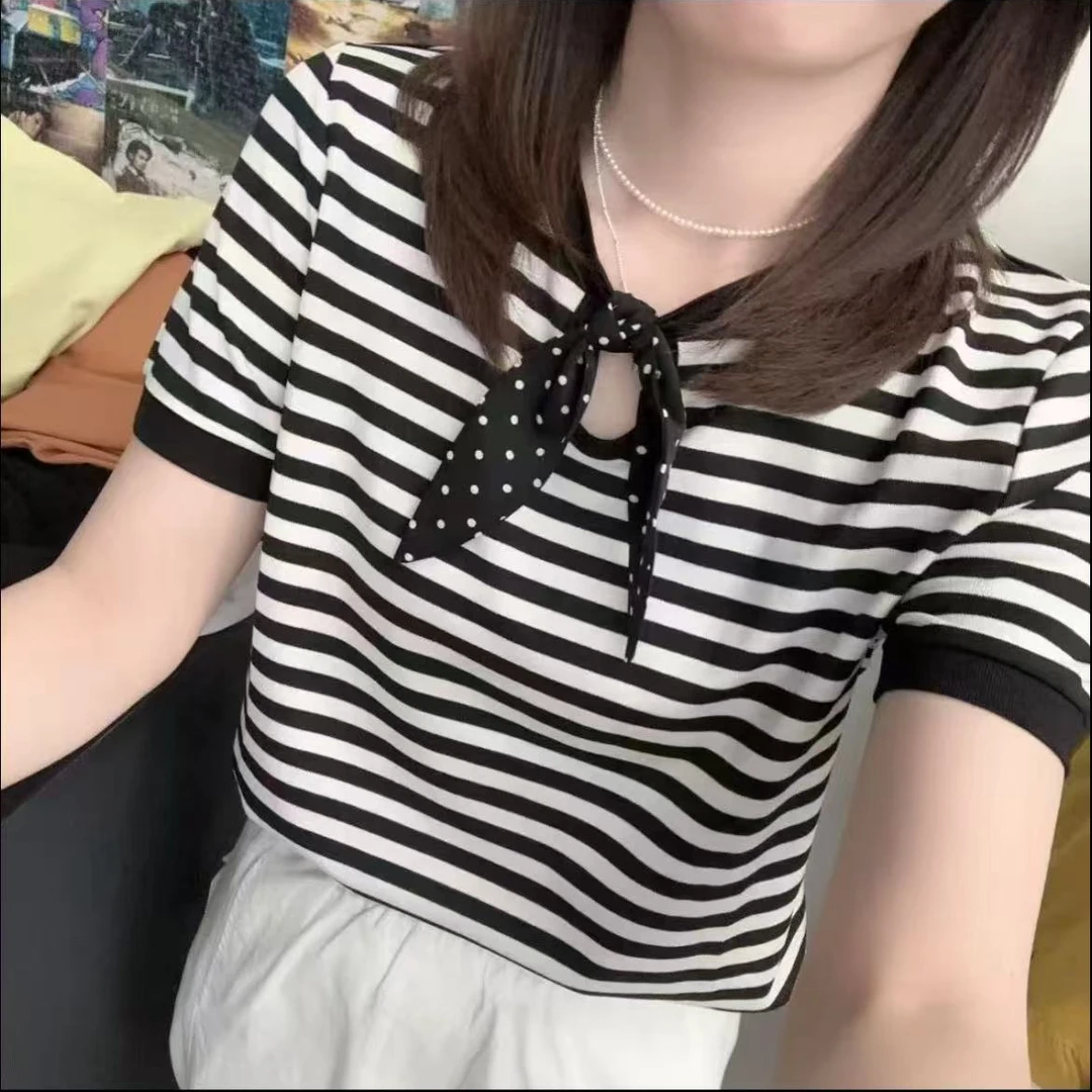 2025蝴蝶领夏季小设计短袖T恤上衣