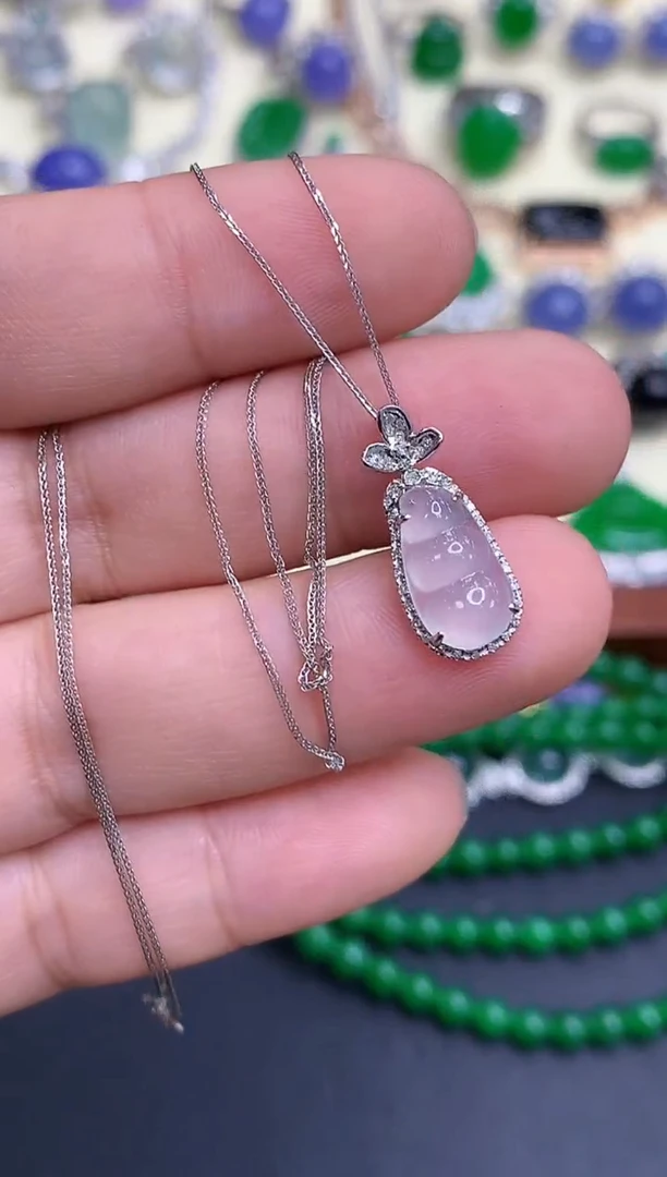 颈饰18K金镶嵌翡翠318-中国好珍宝