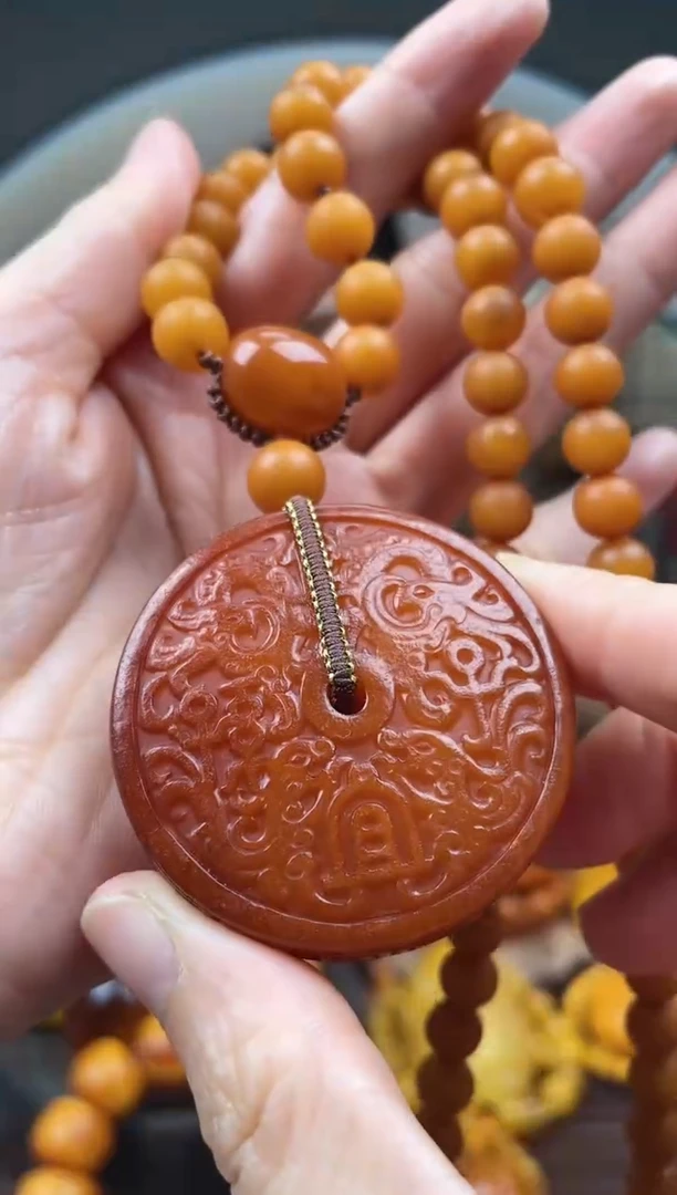 【闪购商品】琥珀裸石未镶嵌首饰 假1赔4 （多样性发货1件