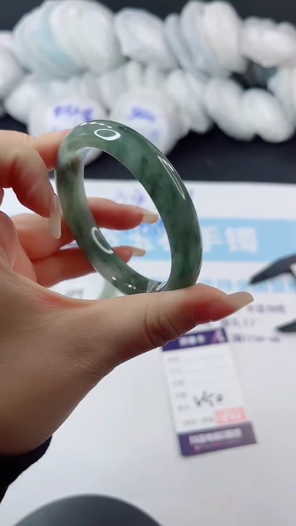 未镶嵌手镯石英质玉多样性发货V50