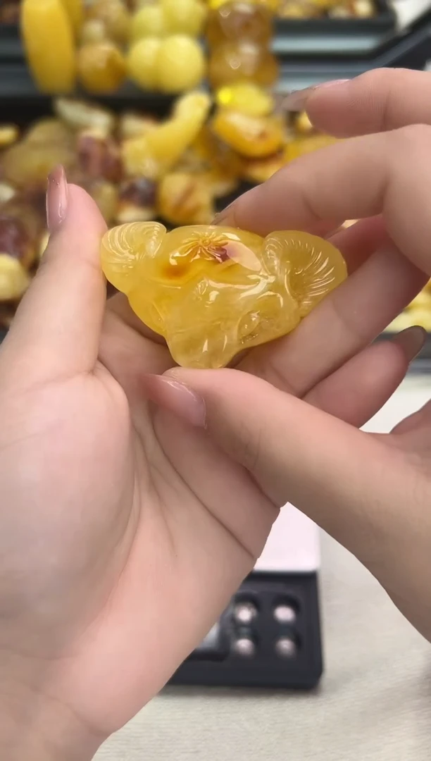 裸石琥珀未镶嵌琥珀蜜蜡吊坠