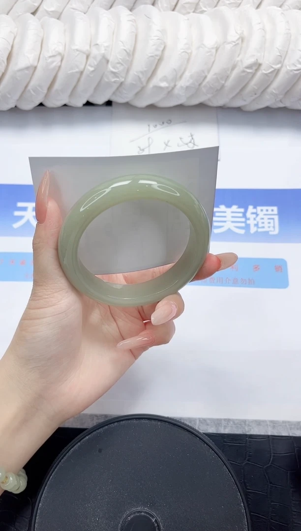 未镶嵌手镯石英质玉69-56