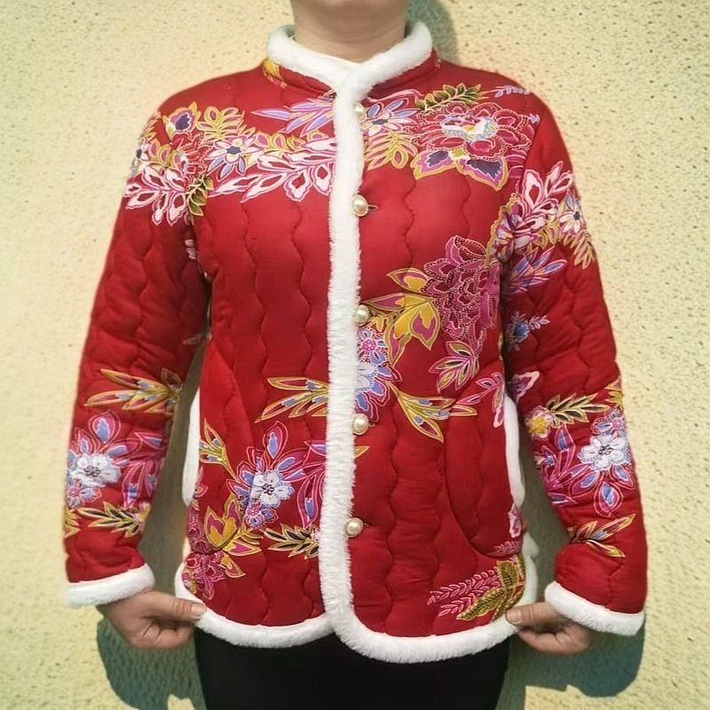 2025年新款网红大棉袄对襟《珍珠扣》