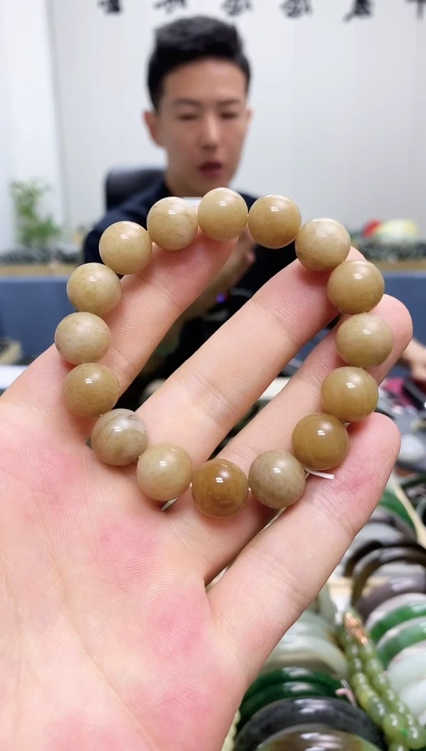 和田玉手镯未镶嵌12mm