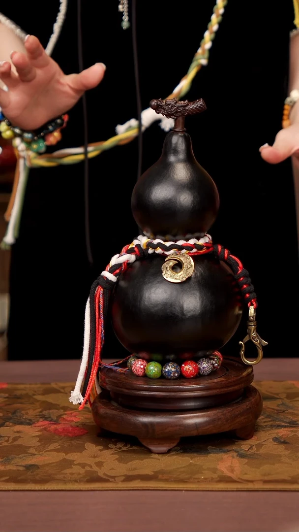 143 易林大漆酒葫芦-----178