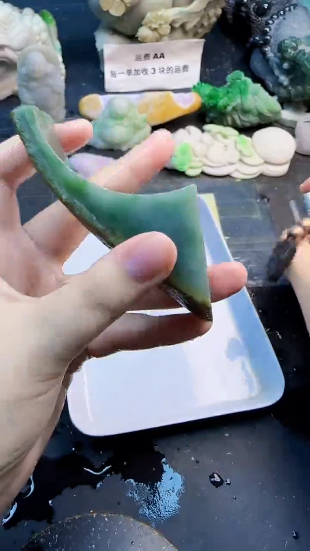 翡翠挂件未镶嵌天然翡翠005