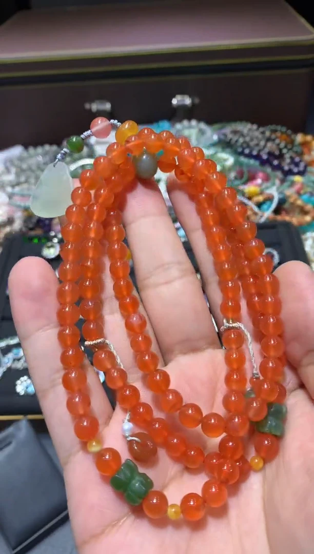 南红玛瑙未镶嵌颈饰G55