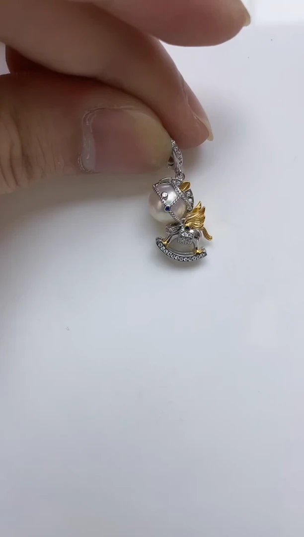 颈饰银S925镶嵌淡水珍珠