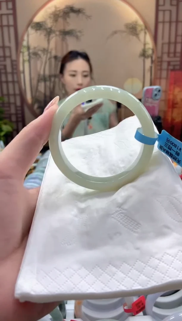 翡翠手镯未镶嵌000026568