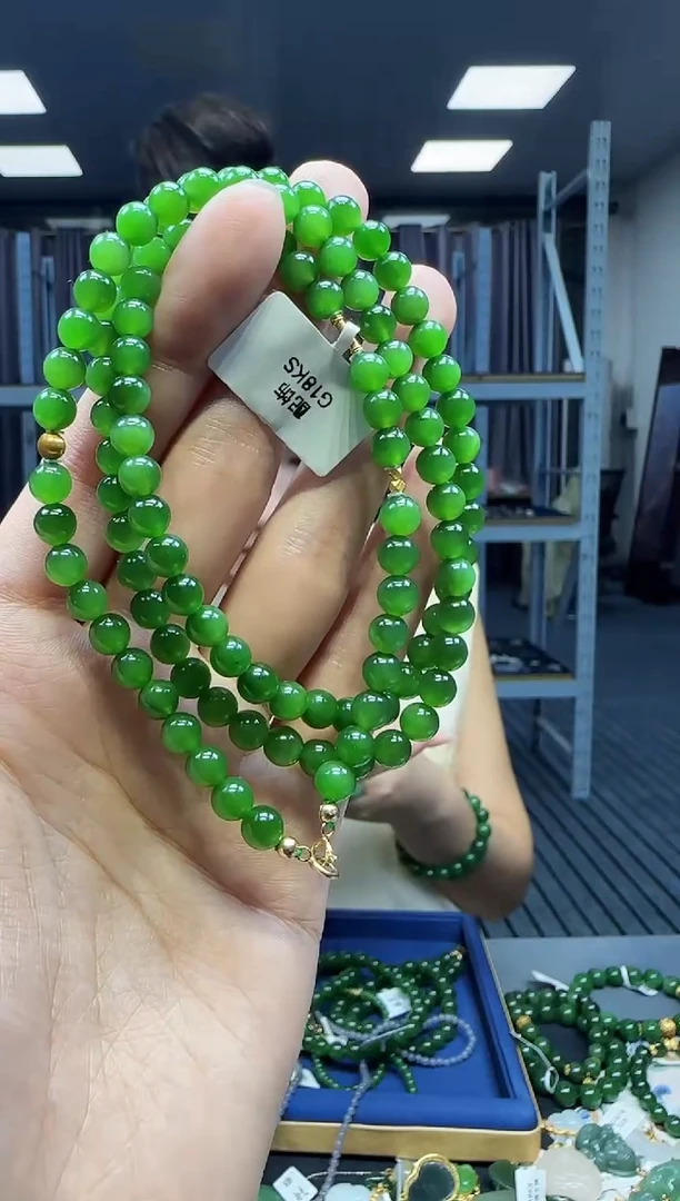 和田玉18K金镶嵌挂件1