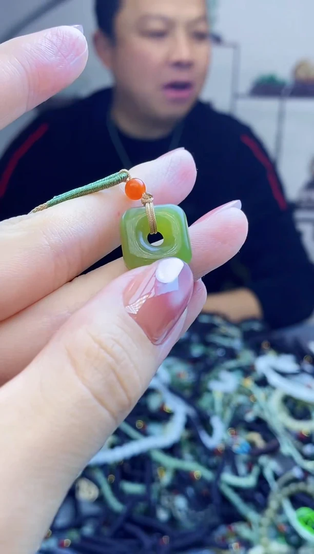 颈饰未镶嵌和田玉多样性发拍一发一