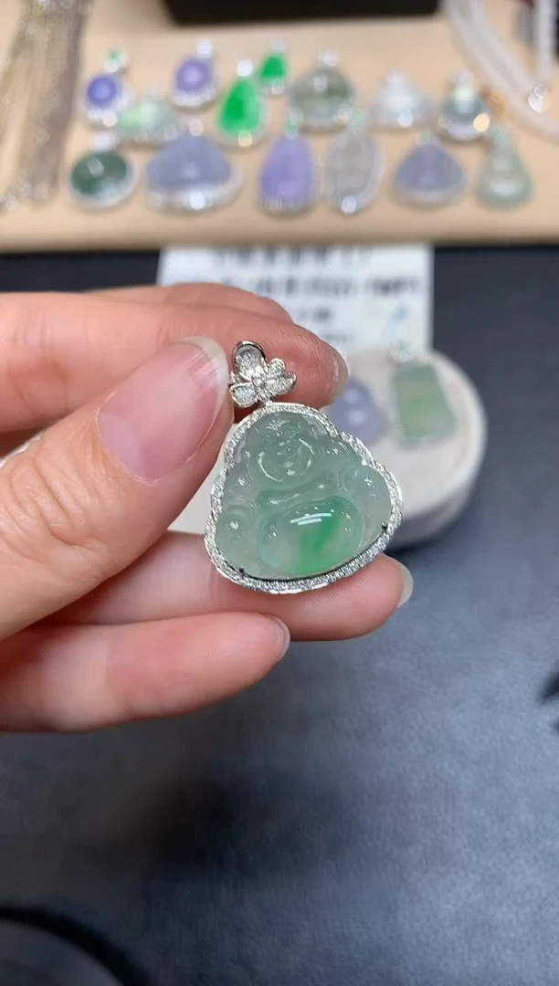 翡翠18K金镶嵌颈饰佛公【无服务费