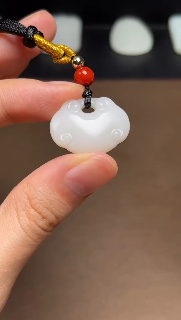 和田玉未镶嵌颈饰6