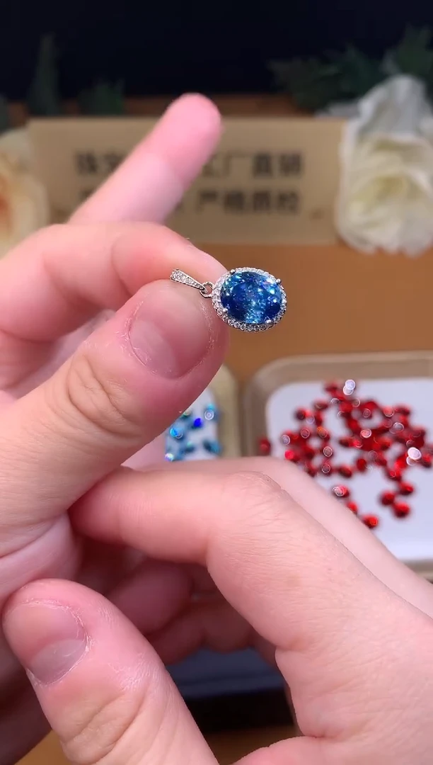 银S925镶嵌颈饰海蓝宝石7777