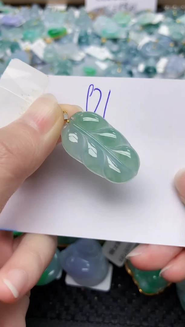 翡翠18K金镶嵌颈饰天然缅甸A货翡翠百元以上9元证书费自理