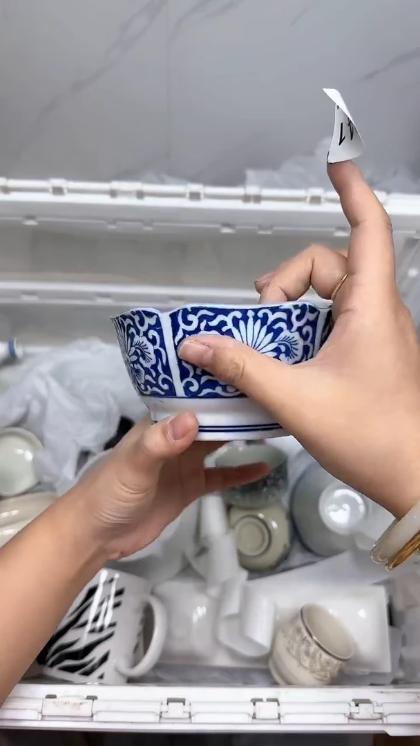 【闪购商品】1341回流瓷器默认微瑕，18.8包邮