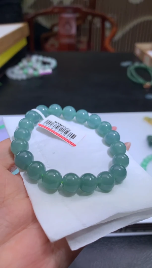 未镶嵌定制翡翠c***y翡翠