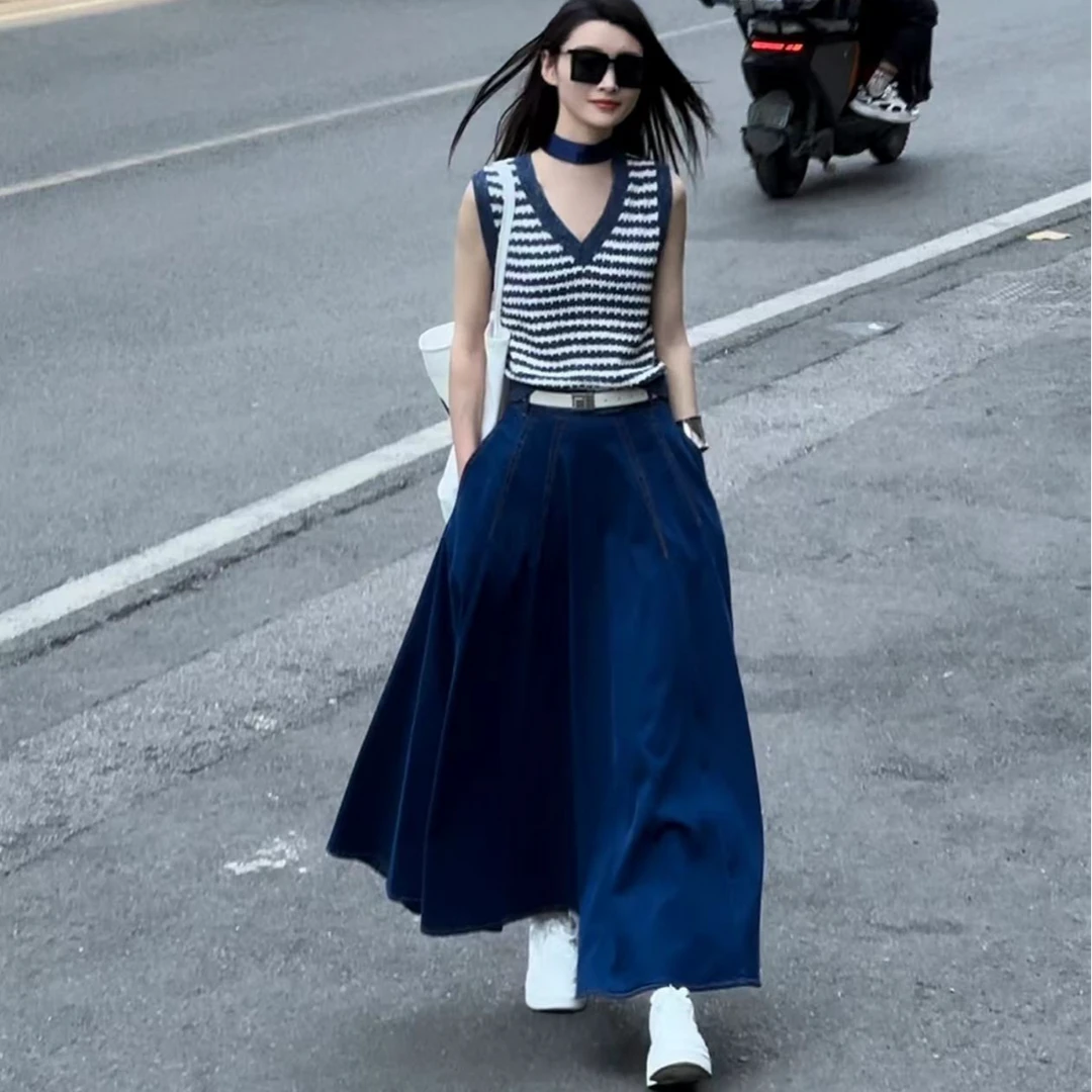 AMASS/阿玛施春款蓝白条纹V领马甲休闲百搭无袖时尚针织衫5399699