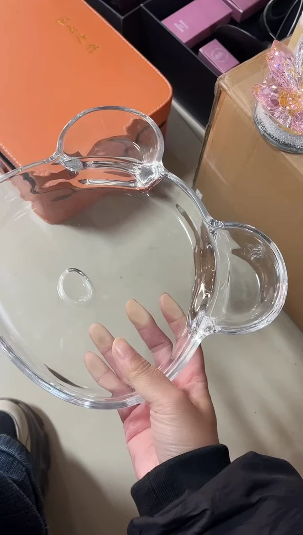 有机玻璃小熊盘子