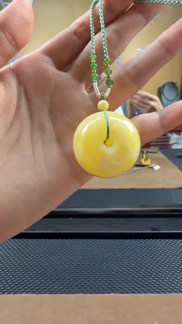 琥珀颈饰未镶嵌挂件