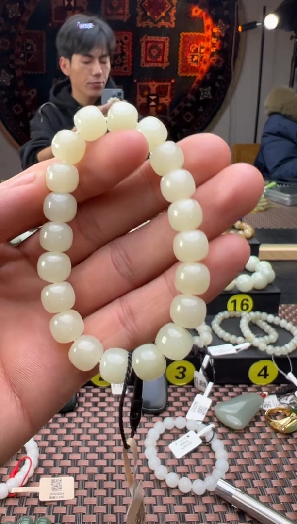 未镶嵌手串和田玉金山白玉老型珠手串卡9*10