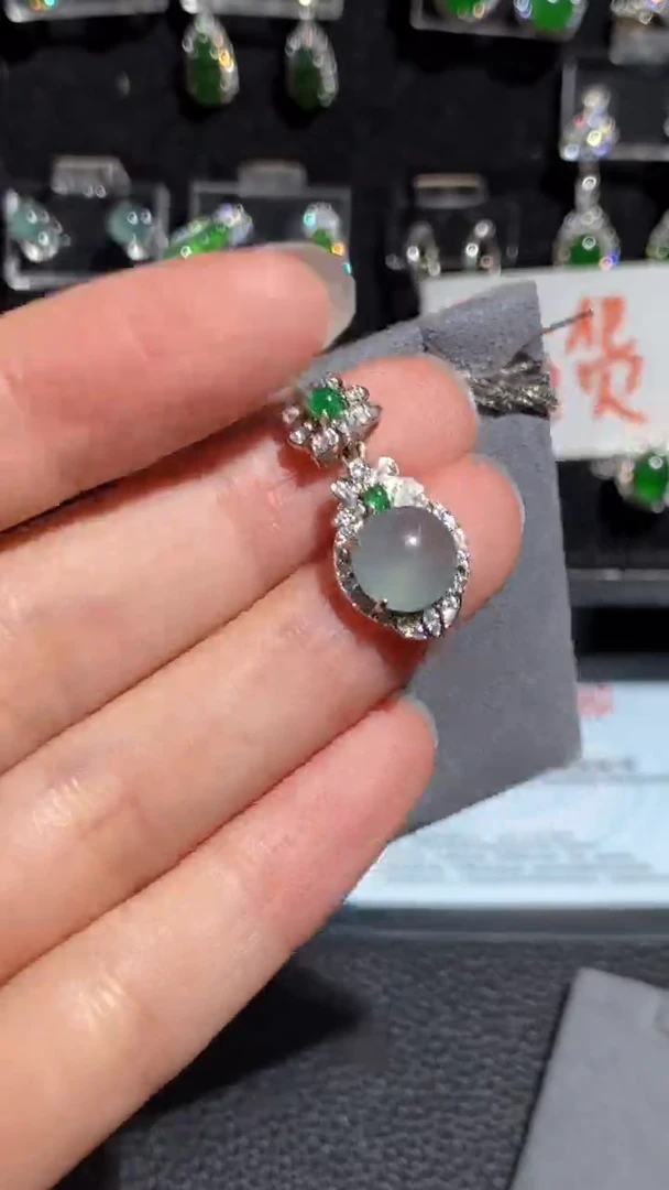 翡翠银S925镶嵌颈饰吊坠