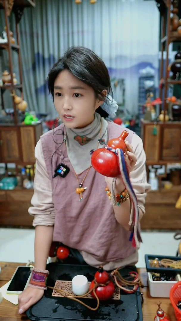 【粉丝专享】 天然限拍一个  29号