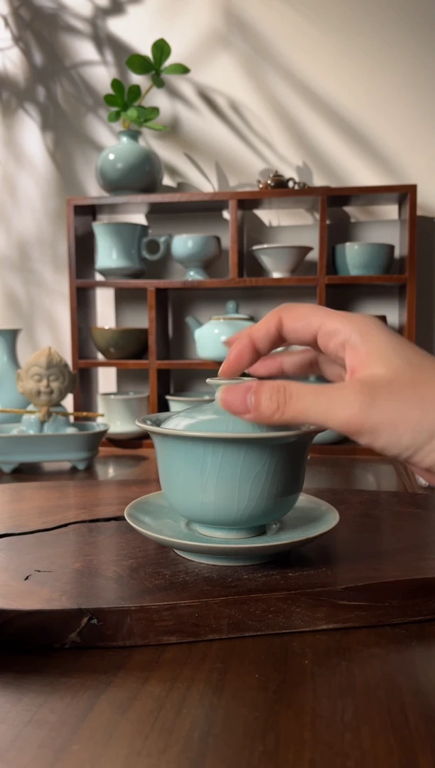 【闪购商品】壶清凉寺仿古釉色元宝三才盖碗