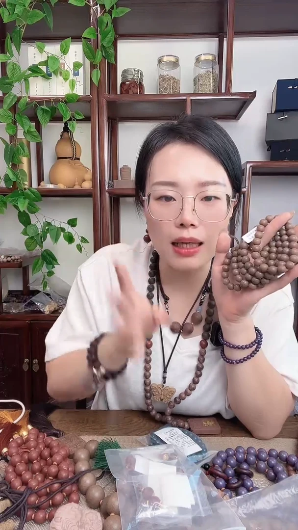 泥塑龙涎香方1.0左右的手串
