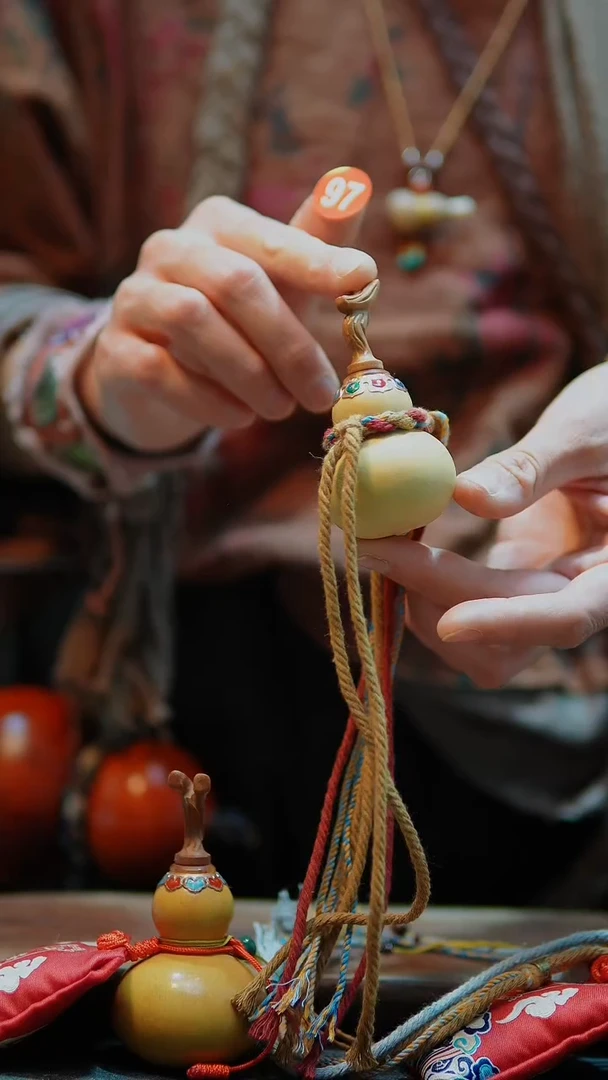 【路师傅原创手作天然葫芦】（一物一图编号97