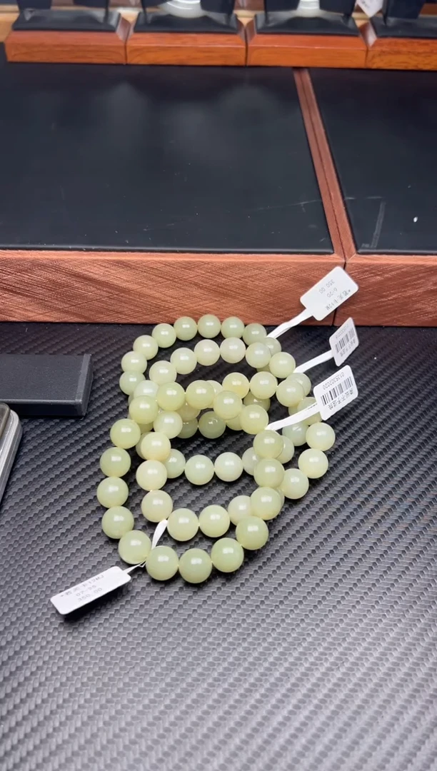 未镶嵌手串和田玉若羌微色差卡12多样性发货拍一发一J