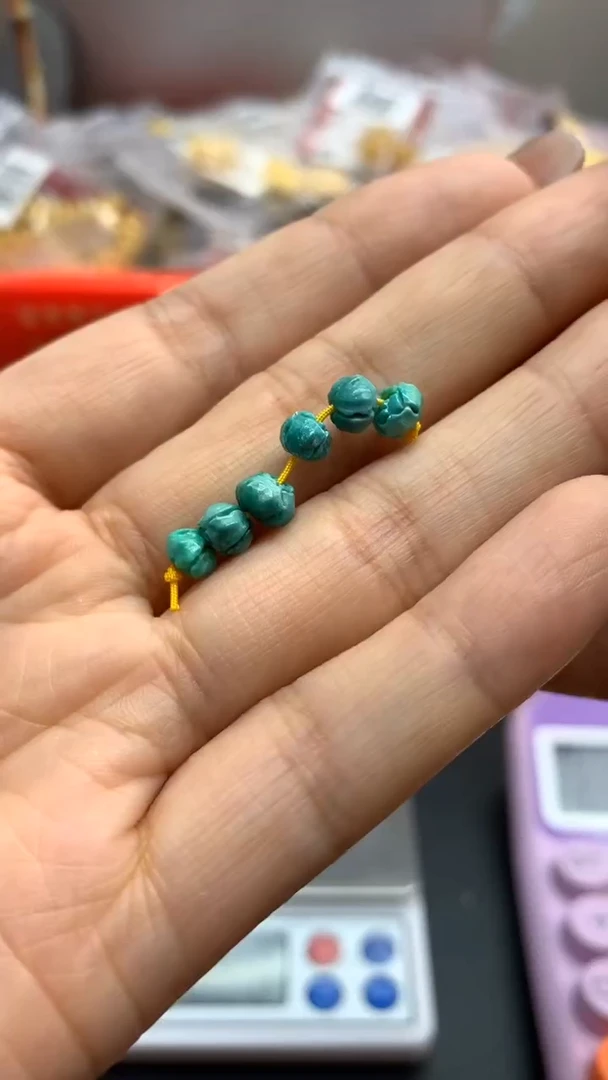 未镶嵌绿松石珠宝奇石663